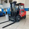 YangFT 3 Tonne ( 3 Mast ) Forklift