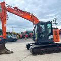 Hitachi ZX135 US-6