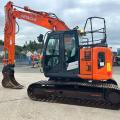 Hitachi ZX135 US-6