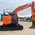 Hitachi ZX135 US-6