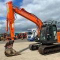 Hitachi ZX135 US-6