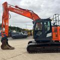 Hitachi ZX135 US-6