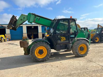 JCB 535-125 HiViz