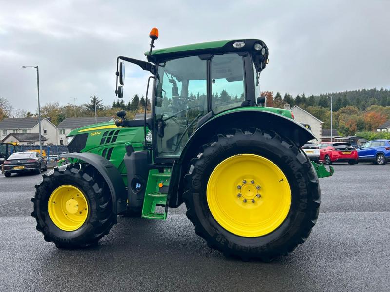 John Deere 6130R