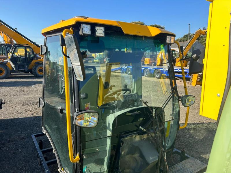 JCB 3CX Cabin