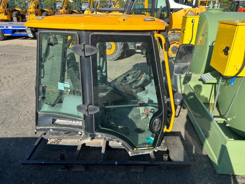 JCB 3CX Cabin