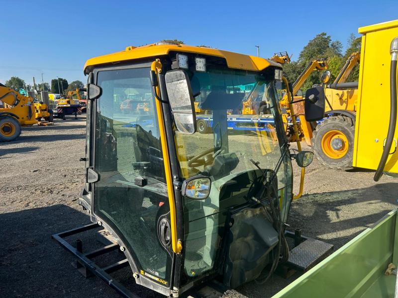 JCB 3CX Cabin