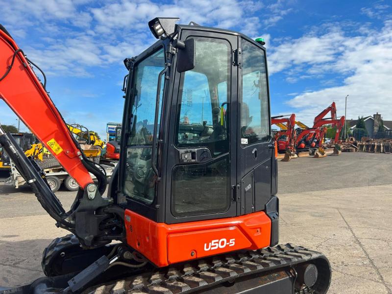 Kubota U50-5