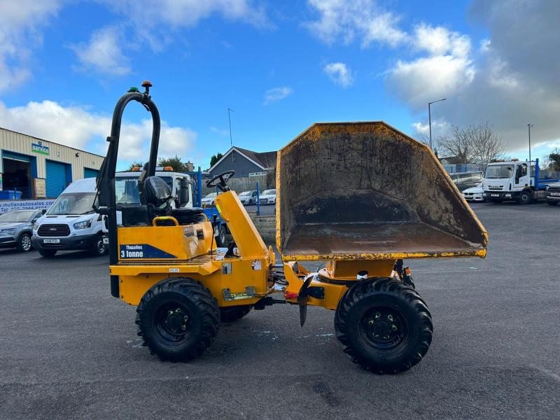 Thwaites 3 Tonne Swivel