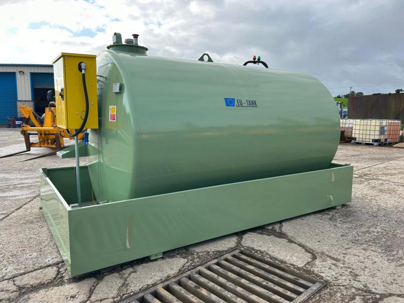 Emiliana Serbatoi TF9/50 9000 L Fuel Tank