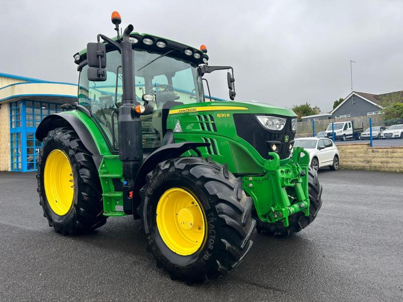 John Deere 6130R