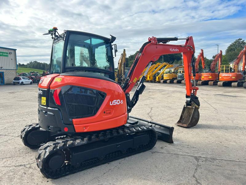 Kubota U50-5