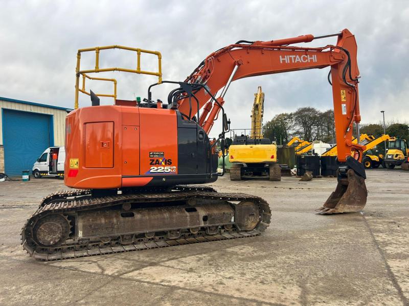 Hitachi ZX225 USLC-6