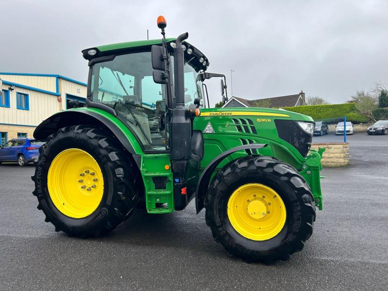 John Deere 6130R