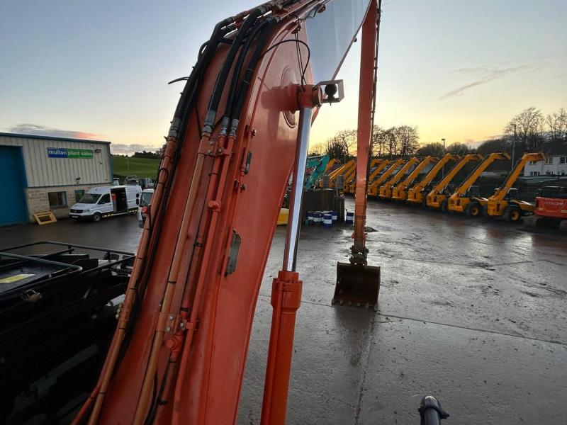 Hitachi ZX350 LC-5 Long Reach (20M)