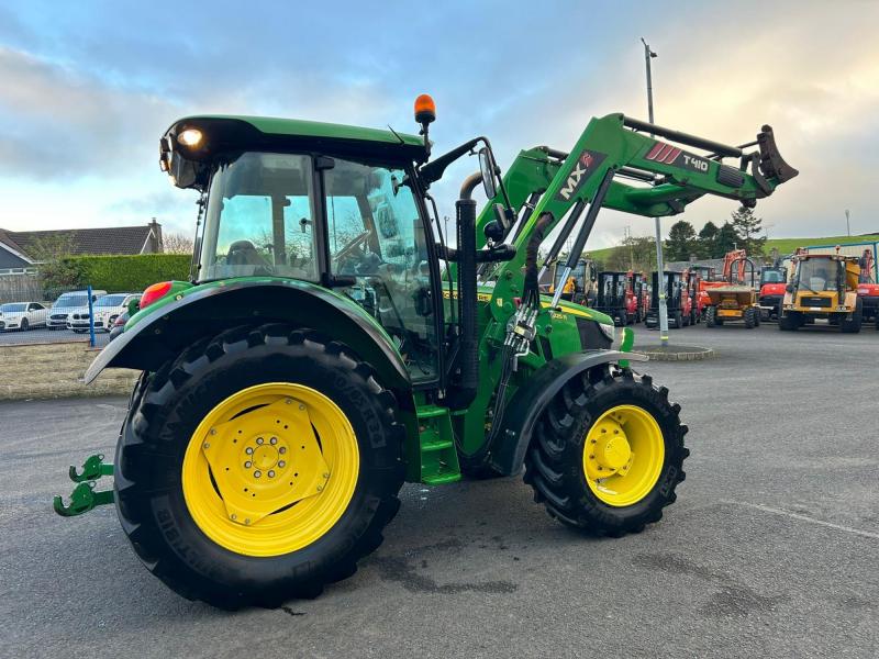 John Deere 5125R