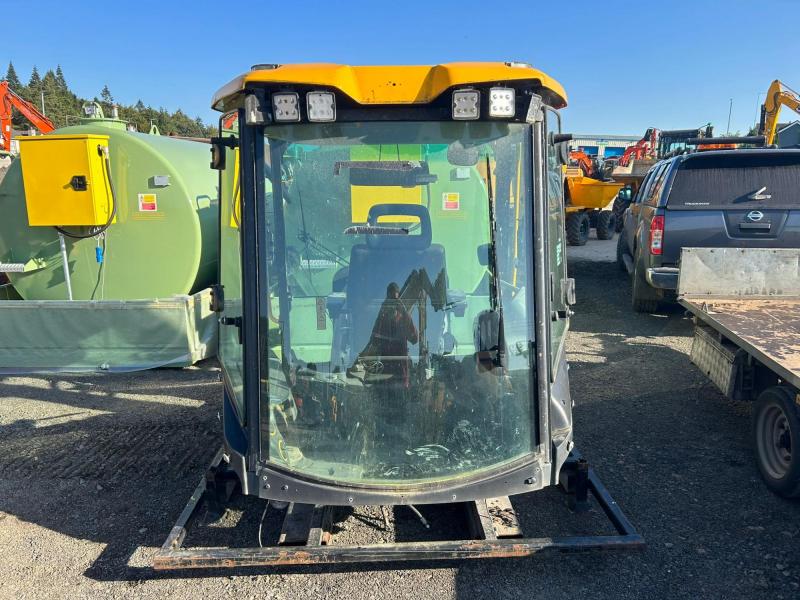 JCB 3CX Cabin