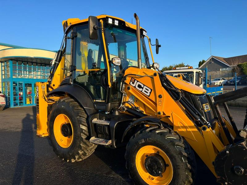 JCB 3CX Easy Joystick Control