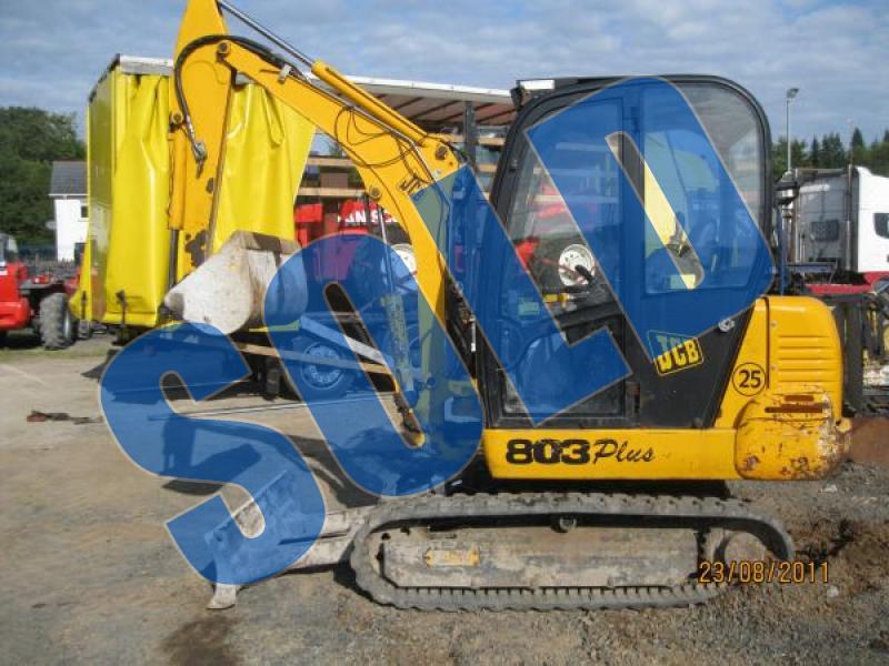 JCB 803 PLUS